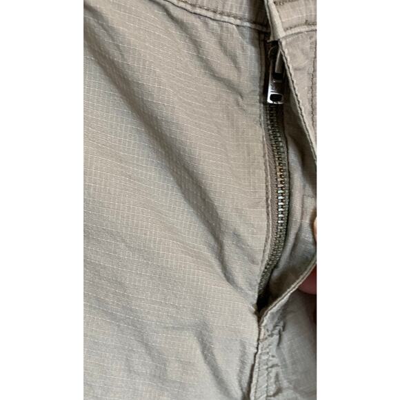 Woolrich shorts green size XL women's - Picture 6 of 7